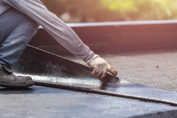 Professional Vapor Barrier Installation technician working in Shipshewana, IN